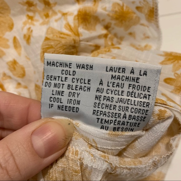 Rebellion | Vintage Y2K Button Up Top - Picture 16 of 16